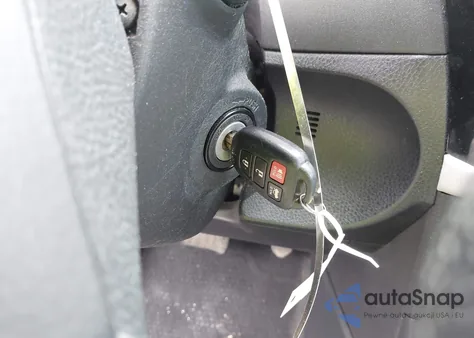 2015 Toyota Corolla Le из США, поврежденный, VIN 2T1BURHE5FC311925